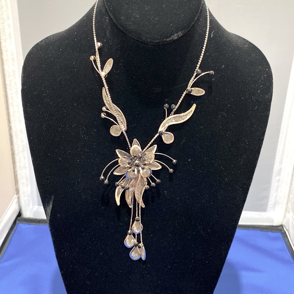 Necklace & Earrings